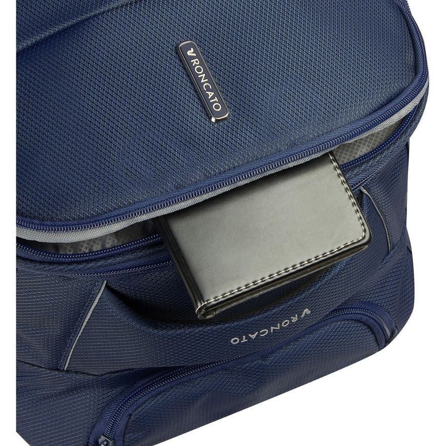 Рюкзак дорожній на колесах 28L Roncato Ironik 2.0 415318/23