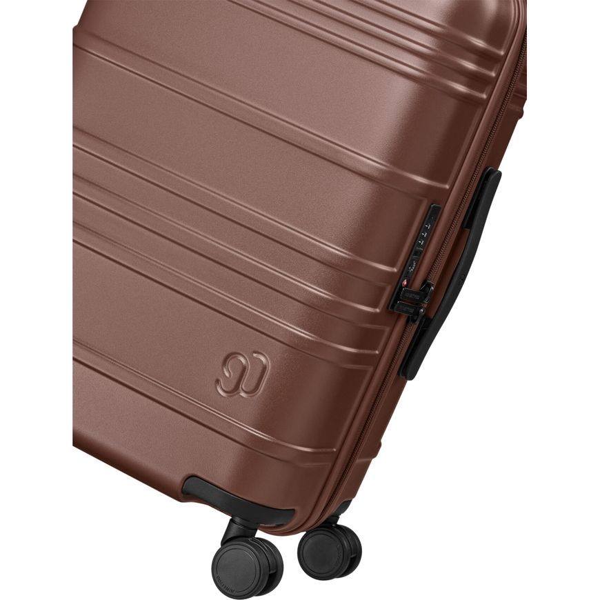 Валіза жорстка 41L S V&V Travel Modern H8030-55Brown